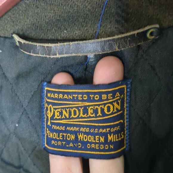 Vintage Pendleton Mackinaw Cruiser Coat Thick Green Brown Plaid Wool Lined 50s - Picture 8 of 11